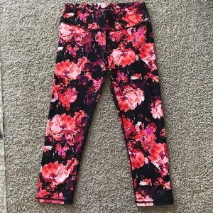 Fabletics print leggings - Size XS